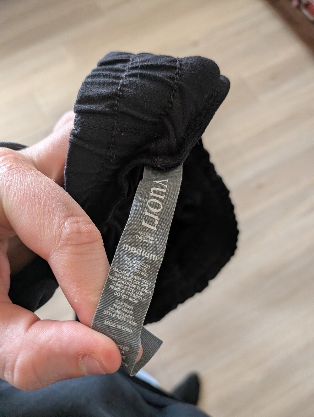 Vuori Performance Jogger - Heather Black - Picture 12 of 13